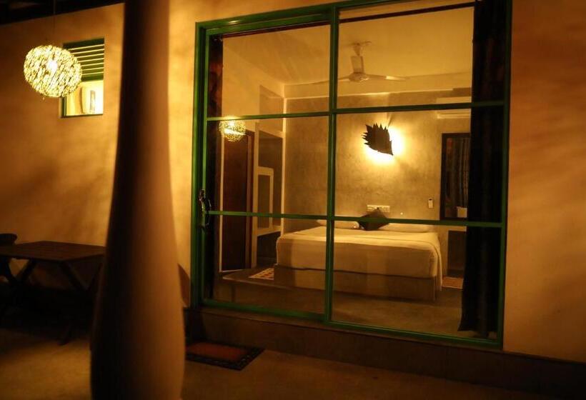 デラックスルーム, Sinharaja Forest Edge