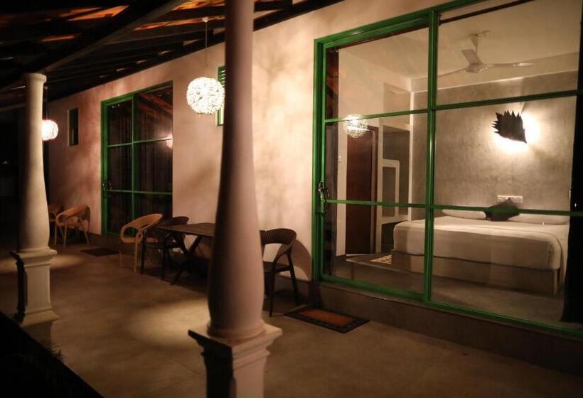 デラックスルーム, Sinharaja Forest Edge