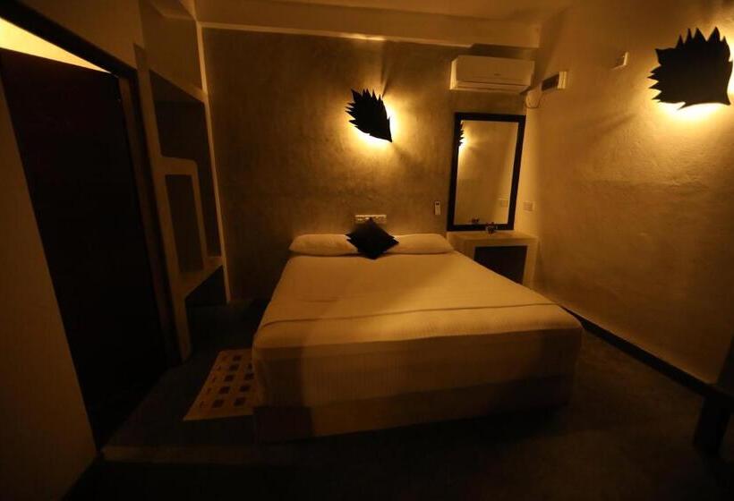 デラックスルーム, Sinharaja Forest Edge