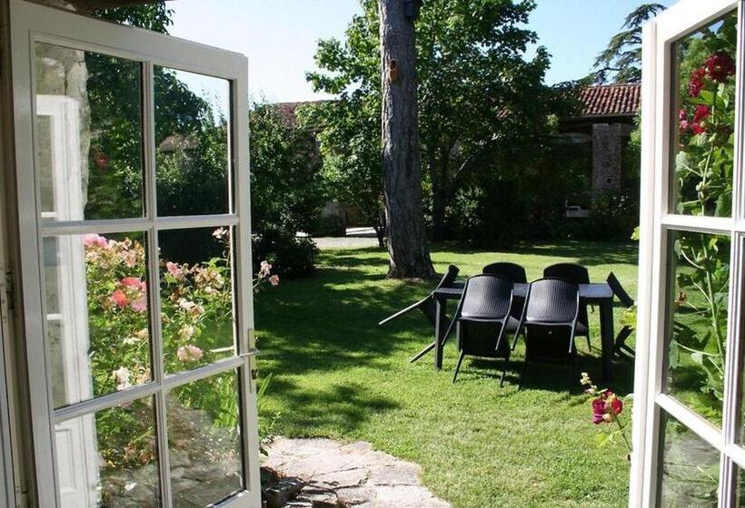 수피리어 코티지, Domaine De Chantageasse