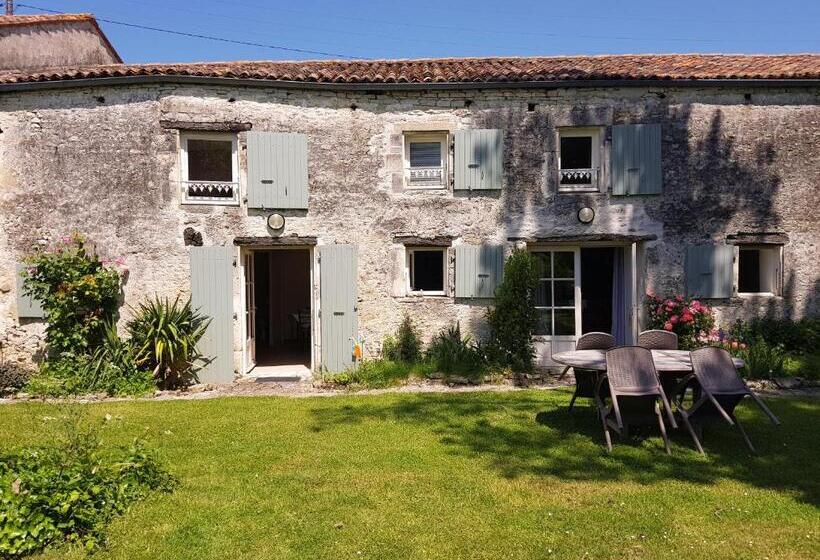 수피리어 코티지, Domaine De Chantageasse