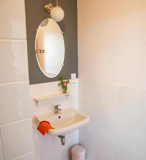 침실 4개 주택, Domaine De Chantageasse