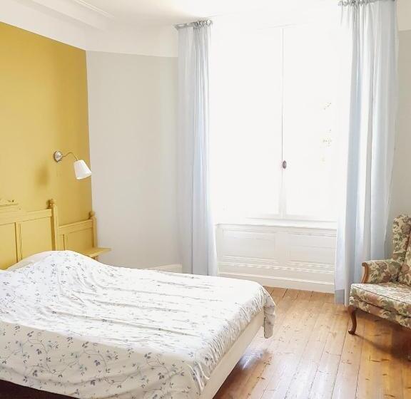 غرفة قياسية مطلّة علي الحديقة, Domaine De Chantageasse