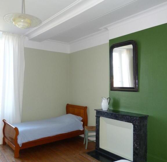 4인용 스탠다드 룸, Domaine De Chantageasse