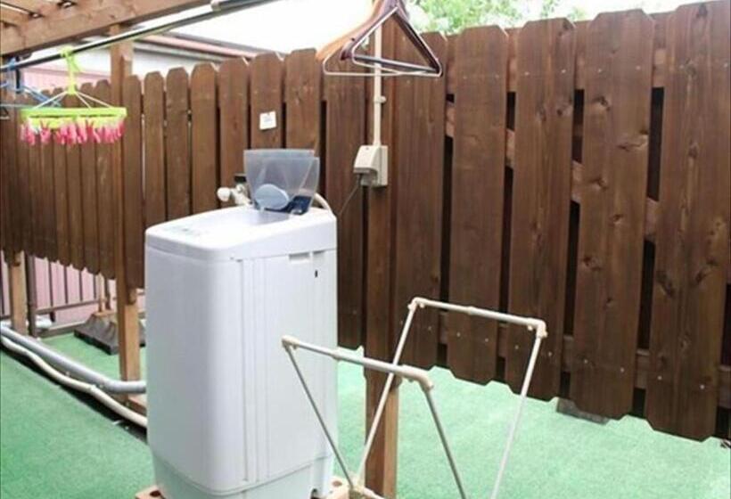 バスルーム共有のトリプルスタンダード, Guest House Tokiwa