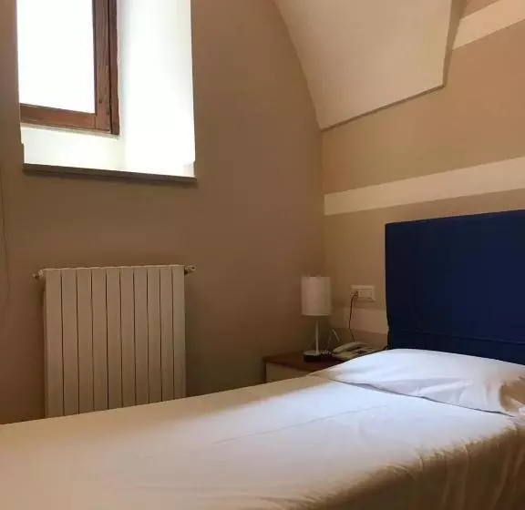 اتاق استاندارد یک نفره, Albergo Ristorante Del Cacciatore