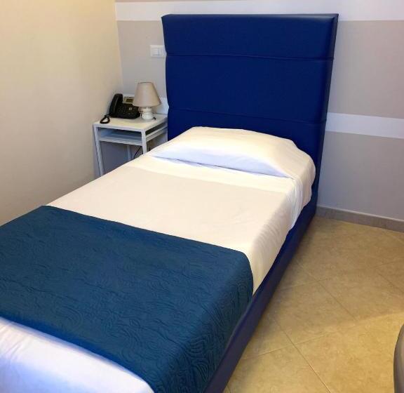 اتاق استاندارد یک نفره, Albergo Ristorante Del Cacciatore