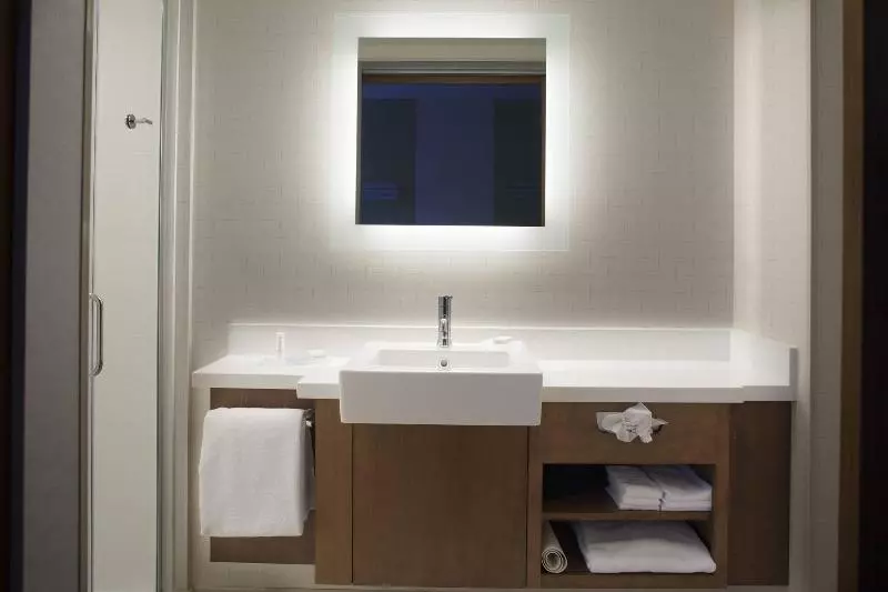 اتاق لوکس, Asoka Luxury