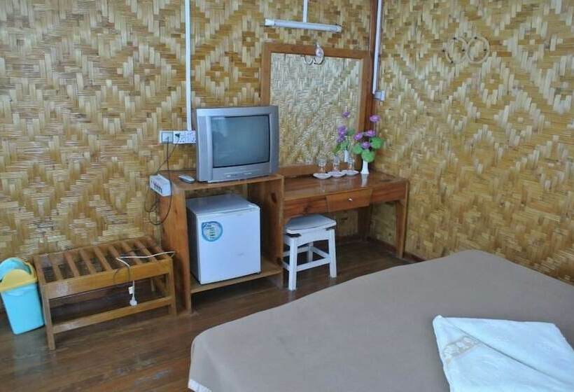 اتاق استاندارد, Bright