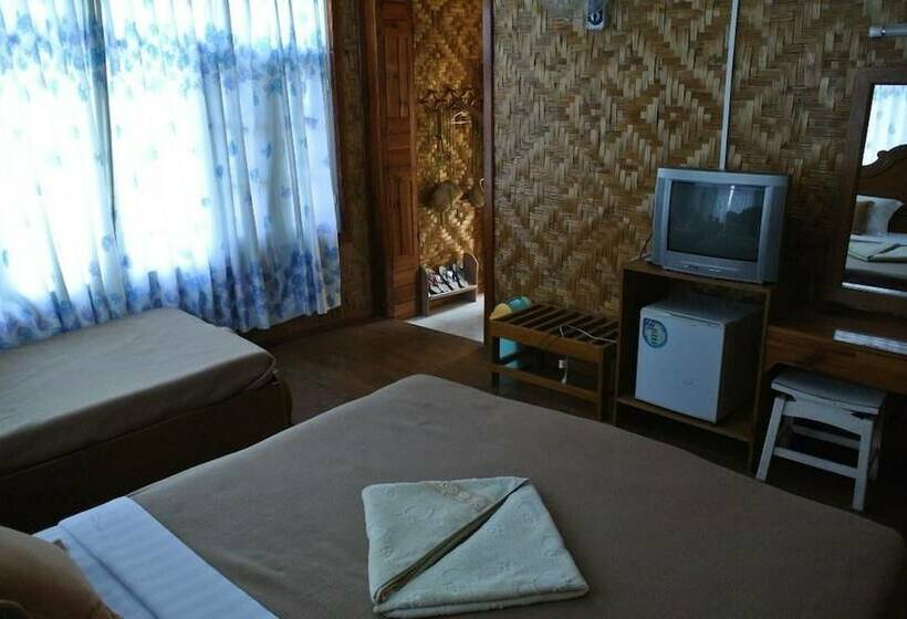 اتاق سوپریور سه تخته, Bright