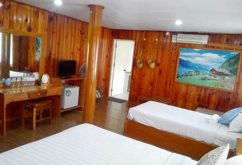 اتاق سوپریور سه تخته, Bright