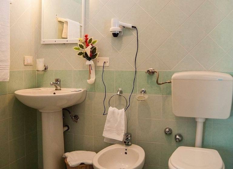 Номер Economy, Calabria