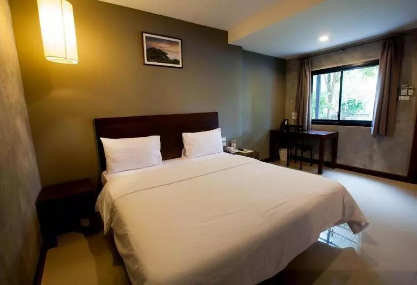 اتاق استاندارد, Chalicha Resort