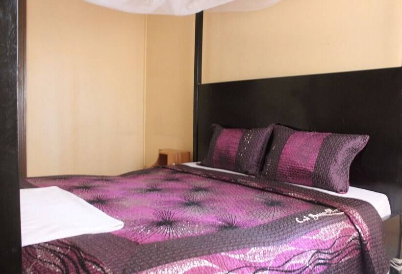 اتاق استاندارد, Cool Breeze Hotel Jinja