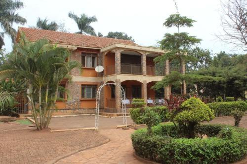 اتاق استاندارد, Cool Breeze Hotel Jinja