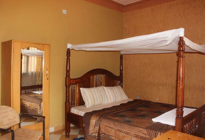 اتاق استاندارد, Cool Breeze Hotel Jinja