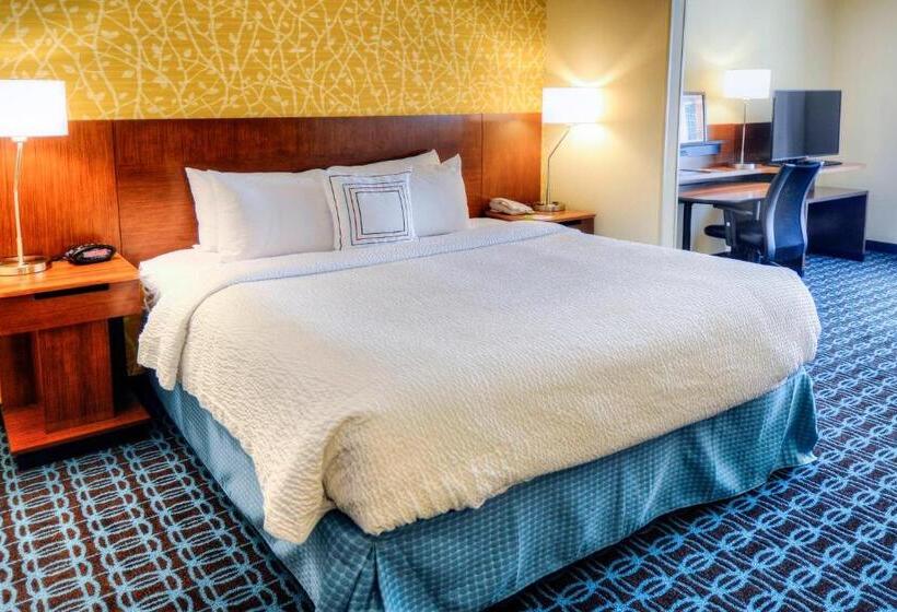 스위트 킹사이즈 침대, Fairfield Inn & Suites By Marriott Princeton