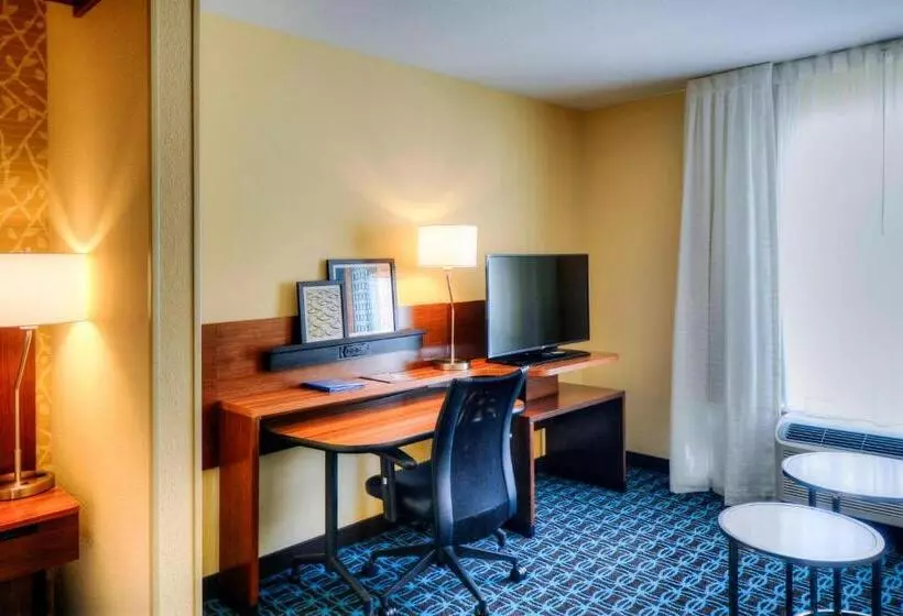 クイーンサイズベッドのスイートルーム, Fairfield Inn & Suites By Marriott Princeton