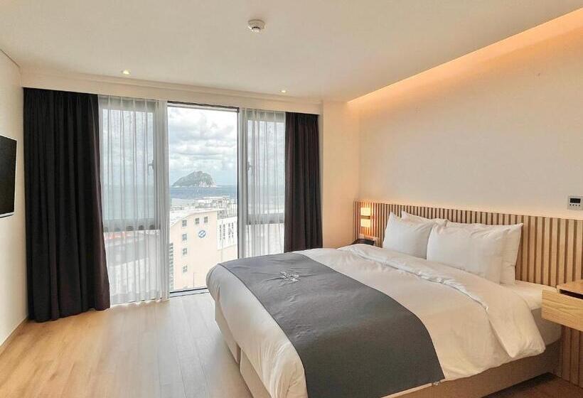 סוויטה אקזקיוטיב, Fine Jeju