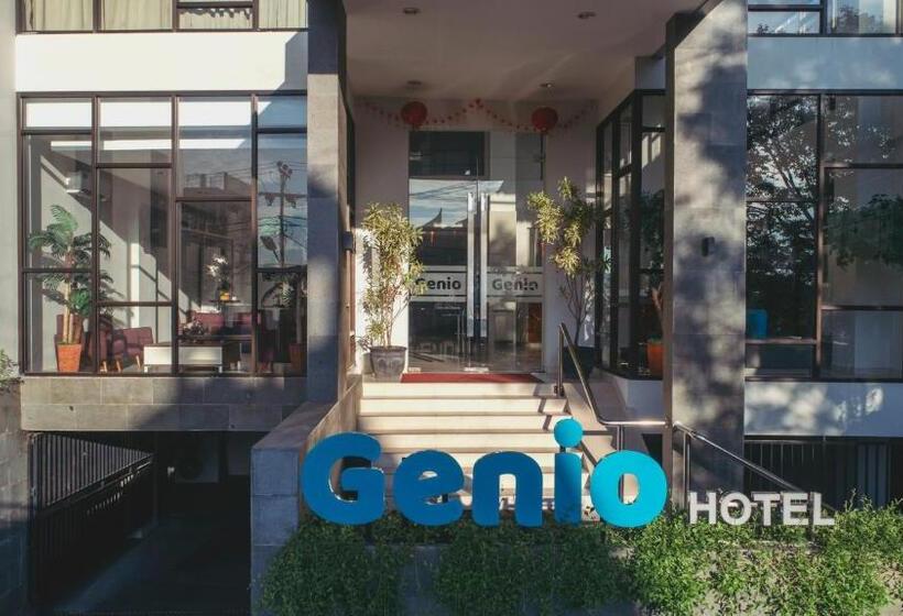 디럭스 룸, Genio Hotel Manado