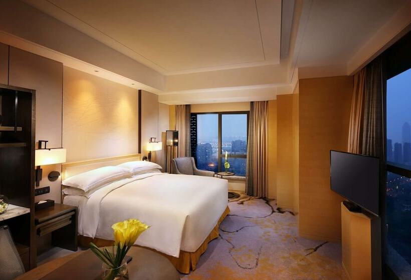 Номер Deluxe, Hilton Suzhou