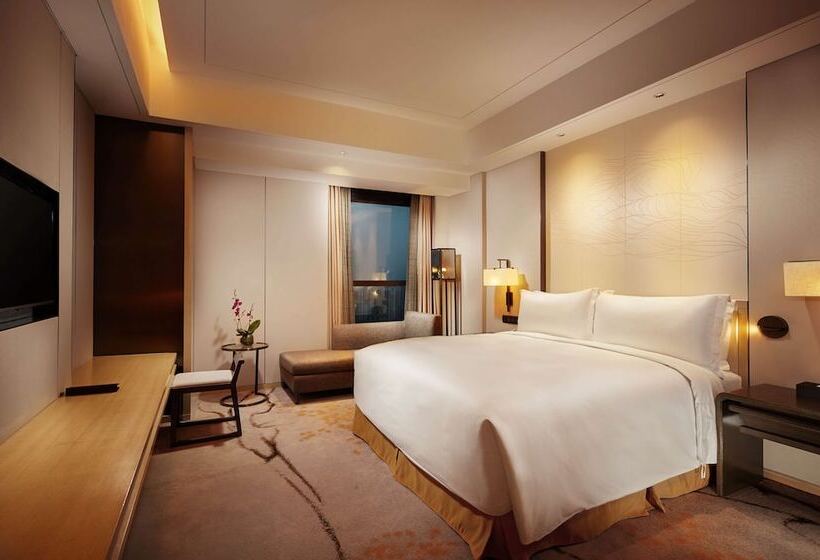 Номер Deluxe, Hilton Suzhou