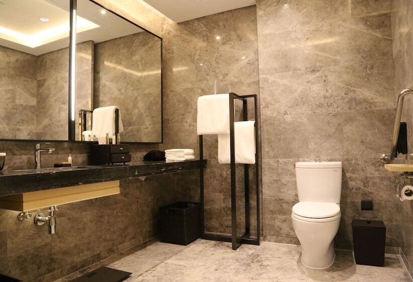 Стандартный Номер Кровать Кинг, Hilton Suzhou
