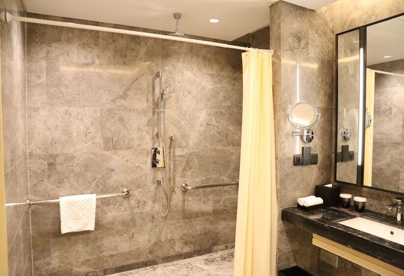 Стандартный Номер Кровать Кинг, Hilton Suzhou