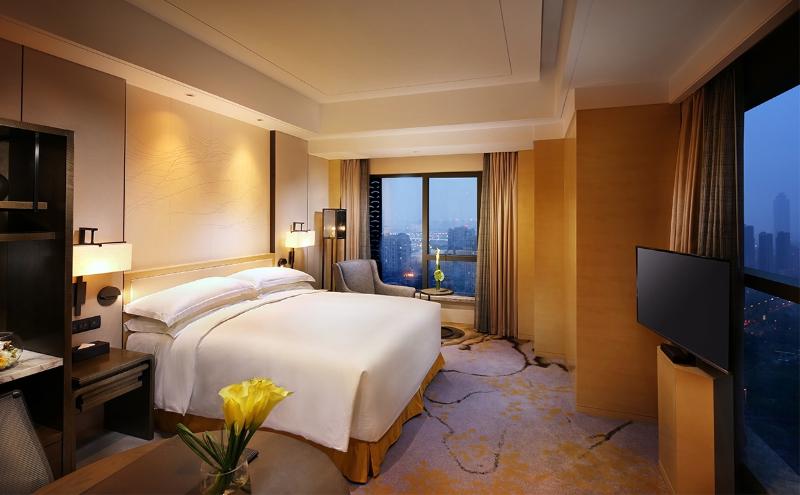 Номер Deluxe Кровать Кинг, Hilton Suzhou