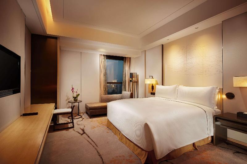 Номер Deluxe Кровать Кинг, Hilton Suzhou