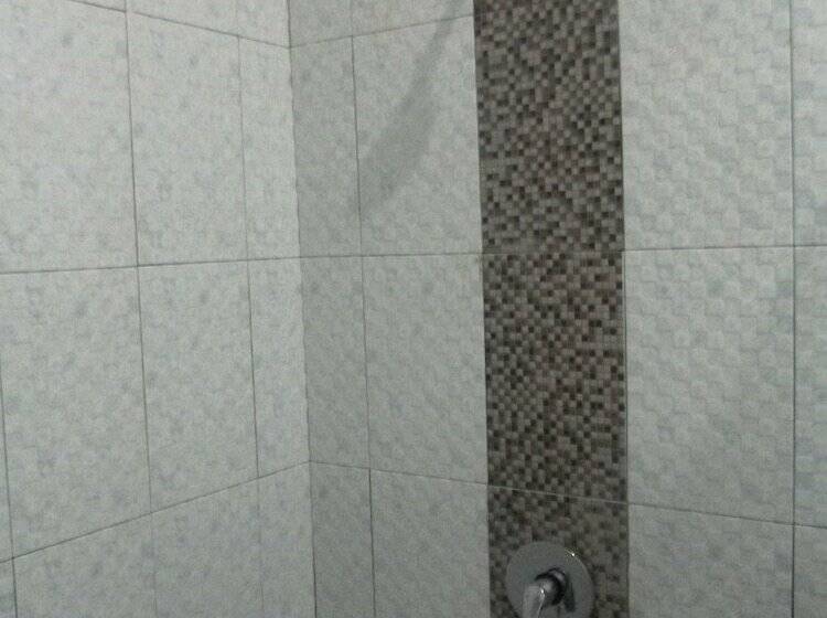 디럭스 룸, Komodo Boutique