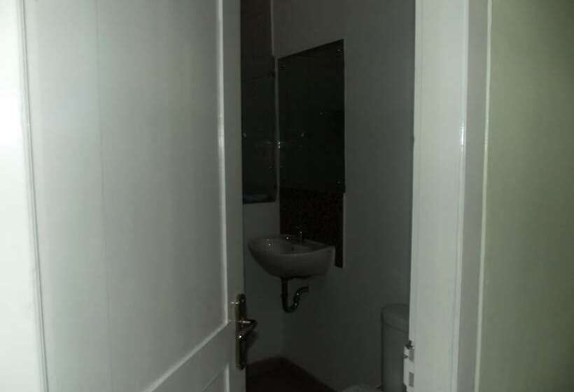 디럭스 룸, Komodo Boutique