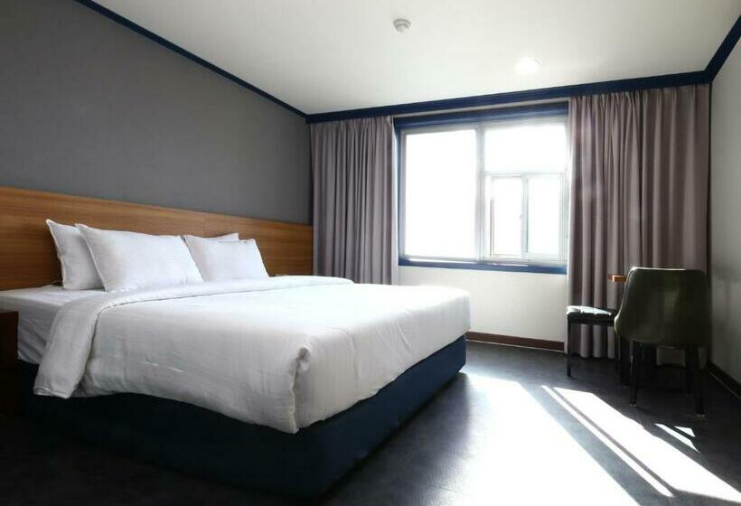 スタンダードルーム, Noblesse