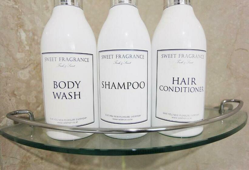 スタンダードルーム, Noblesse