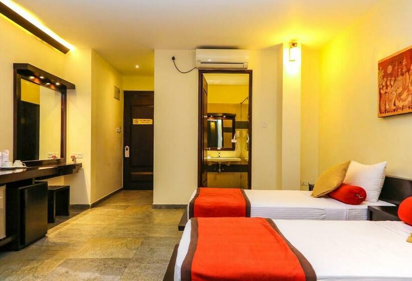 חדר דלוקס, Oak Ray City