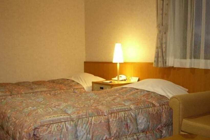 Номер Стандарт Вид на Море, Okabe Shiosaitei