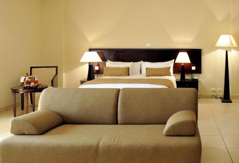 Полулюкс, Royal Kinshasa