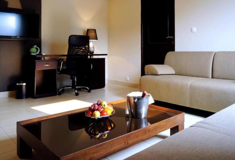 سوییت جونیور, Royal Kinshasa
