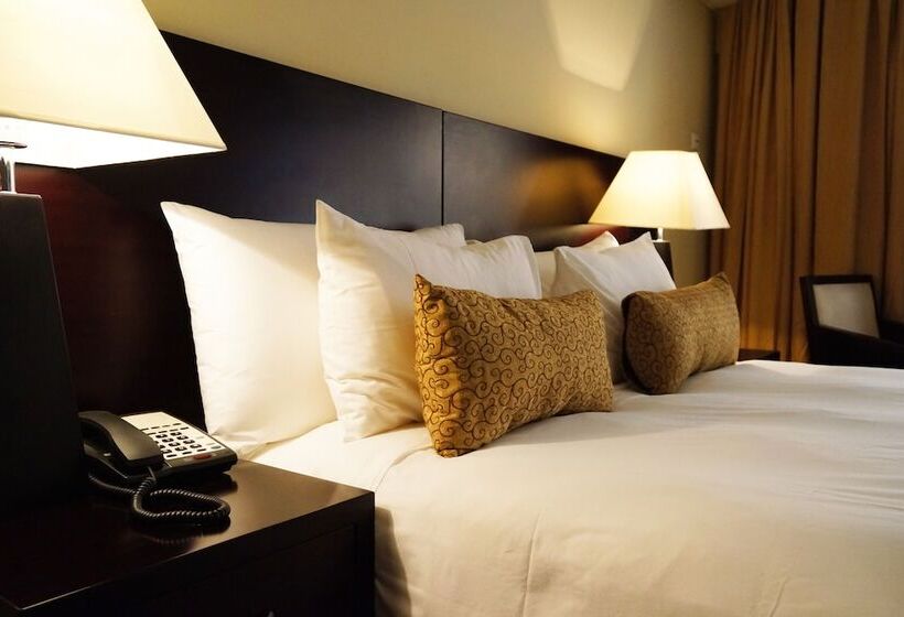 Номер Deluxe, Royal Kinshasa