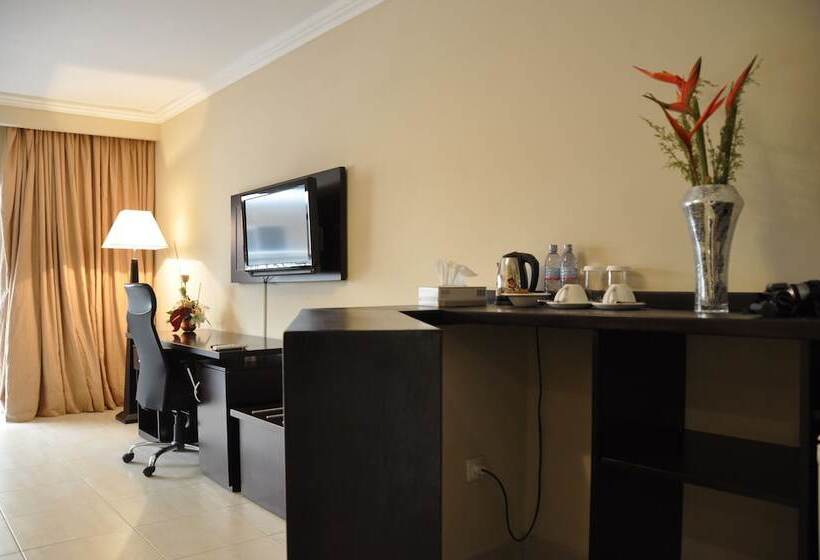 اتاق لوکس, Royal Kinshasa