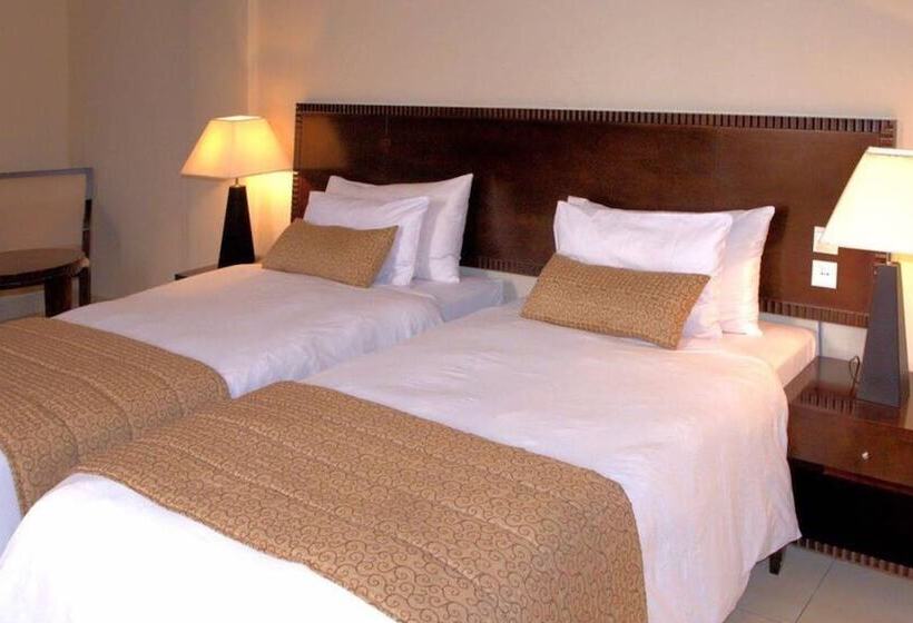 Номер Deluxe, Royal Kinshasa