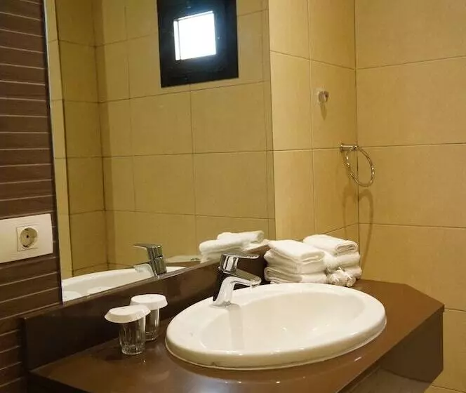 سوییت جونیور, Royal Kinshasa