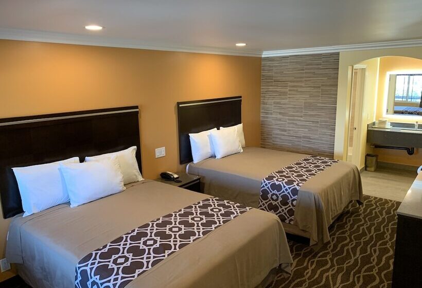 豪华房间, Industry Inn & Suites