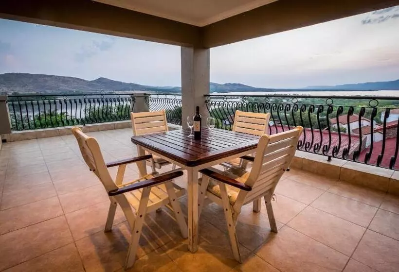 ペントハウススイート, Château La Mer Exclusive Guesthouse & Spa