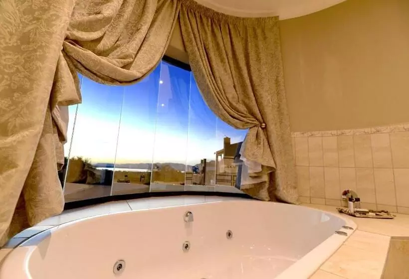 バスタブ付きスタンダードルーム, Château La Mer Exclusive Guesthouse & Spa