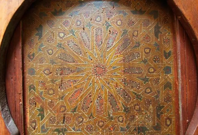 اتاق استاندارد با اتاق نشیمن, Riad Mikou