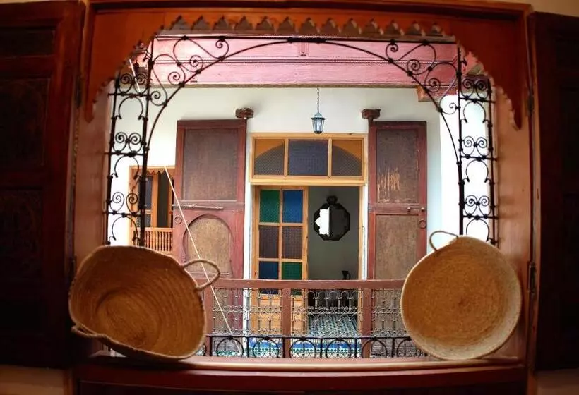 اتاق استاندارد با اتاق نشیمن, Riad Mikou