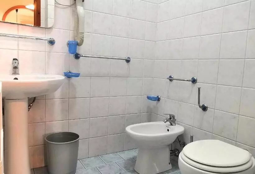 2ベッドルームアパートメント, B&b Villa Passiaturo