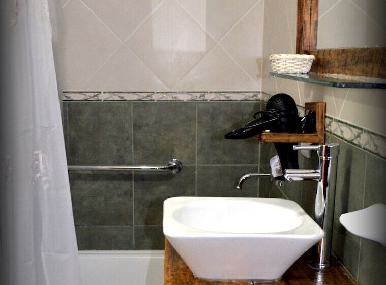 غرفة قياسية ثلاثية, Don Pepe Hotel Y Cabañas