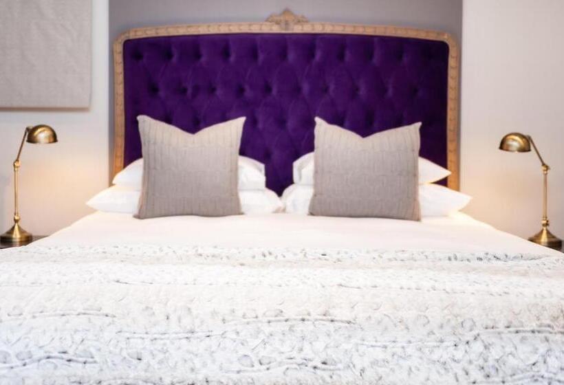 إستديو عائلى, 107 Dorpstraat Boutique